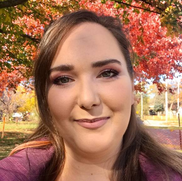 Meet your Posher, Megan - Picture 1 of 1